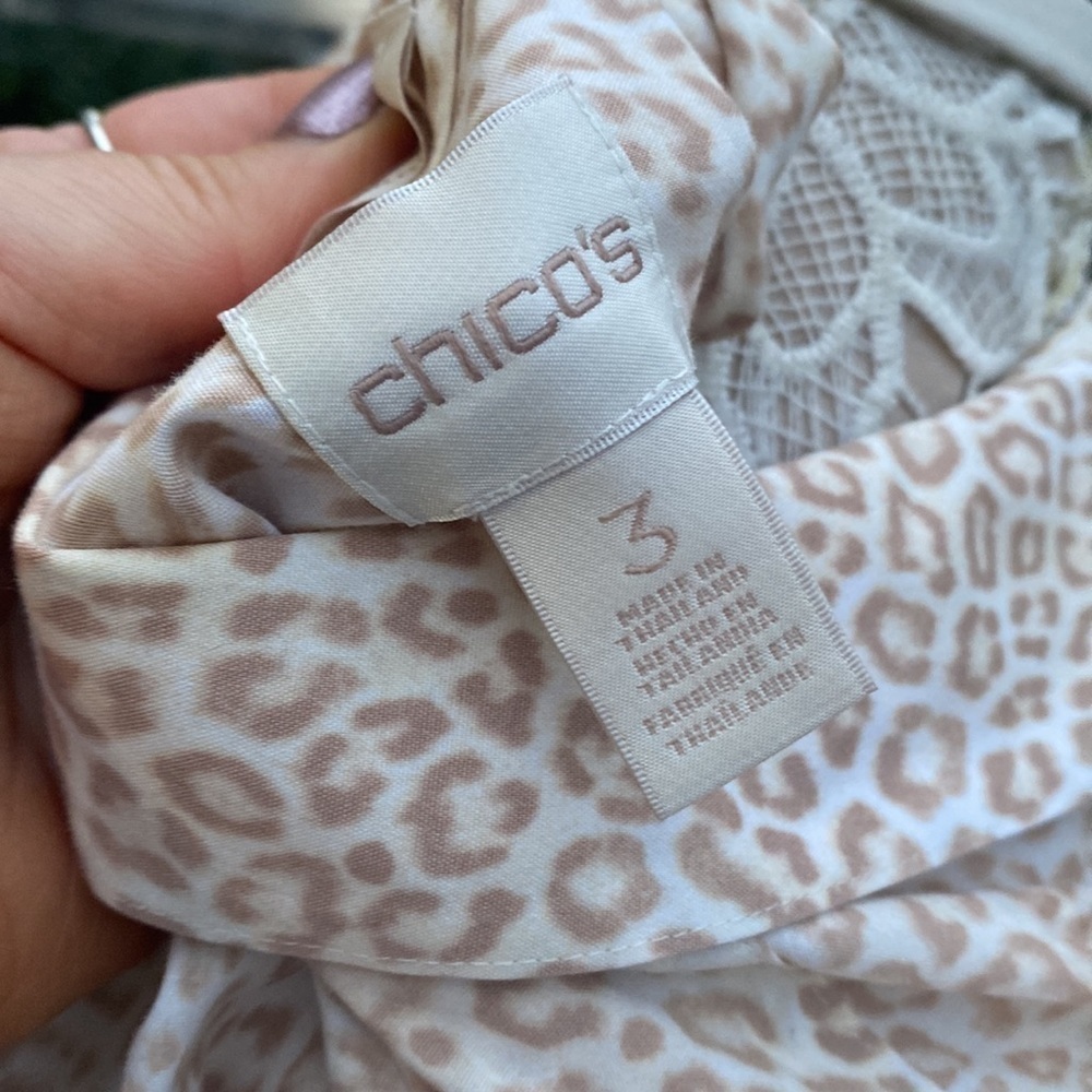 Chico's I Leopard I Button up I Blouse I Size: 3 - Picture 6 of 11